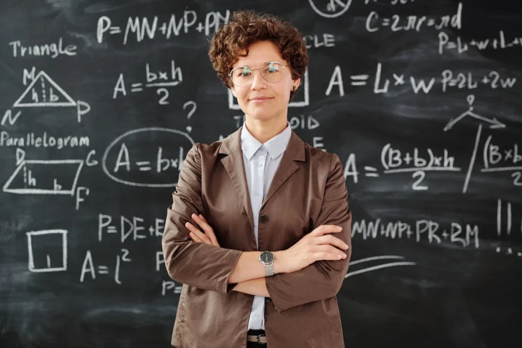 Online Jobs for Teens (from Easy Money to Growth Opportunities)